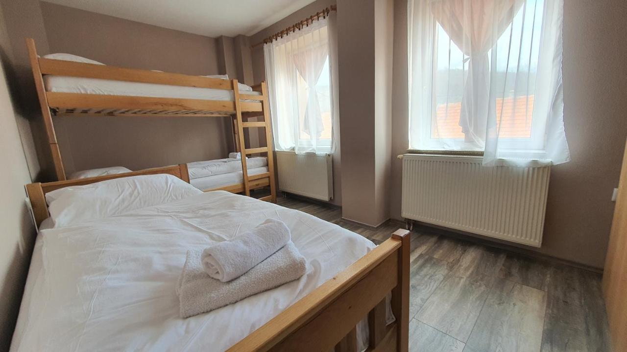 Villa Dijana Gračac Exterior foto