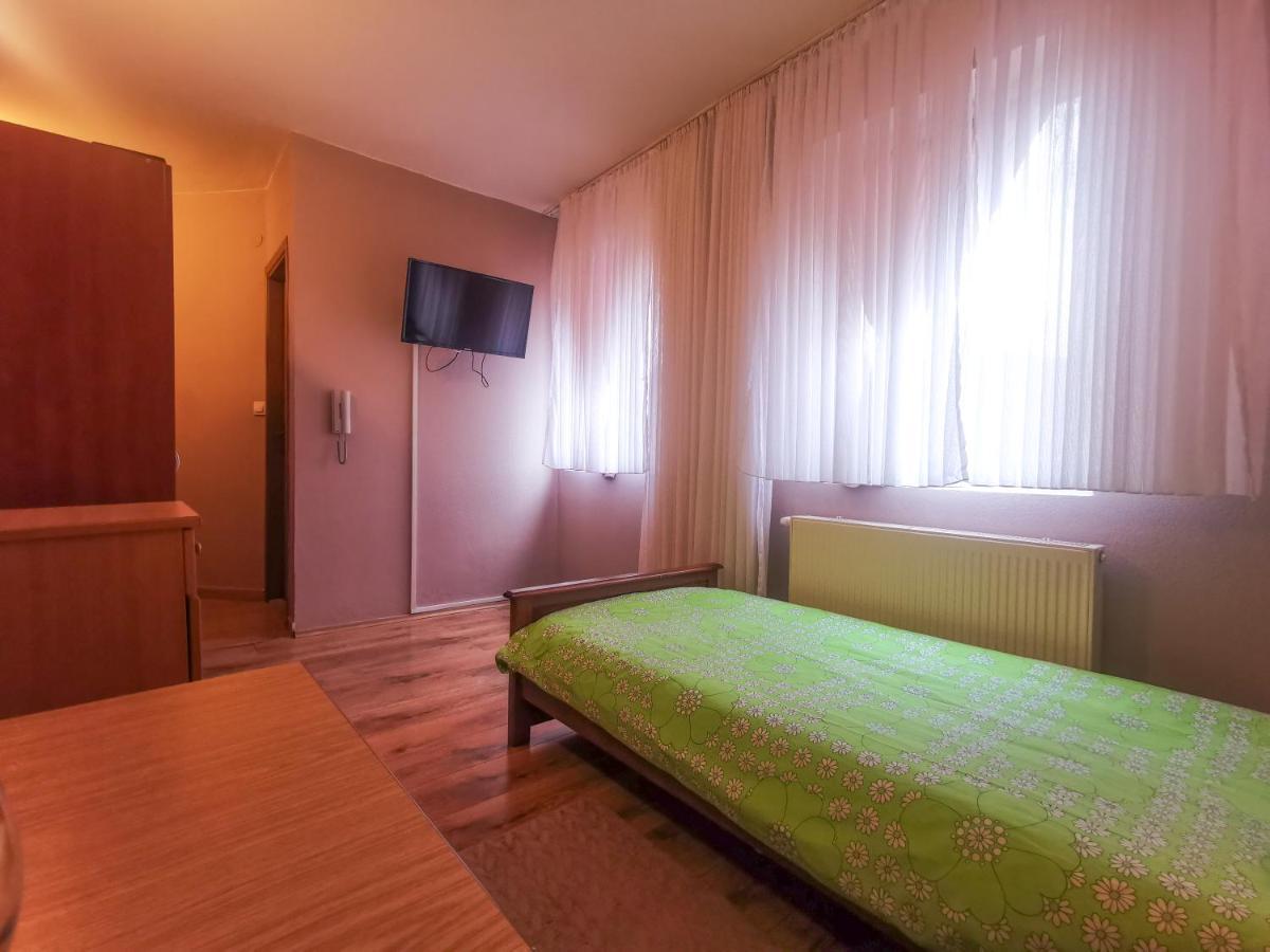 Villa Dijana Gračac Exterior foto